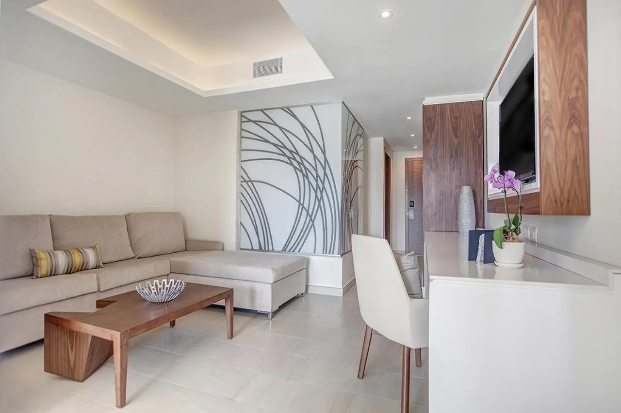 Royalton Negril, An Autograph Collection All-Inclusive Resort  Negril
